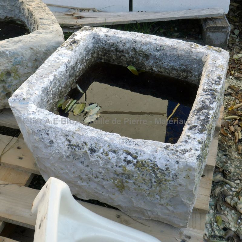 Stone planter : small old monolith stone planter for sale in Provence